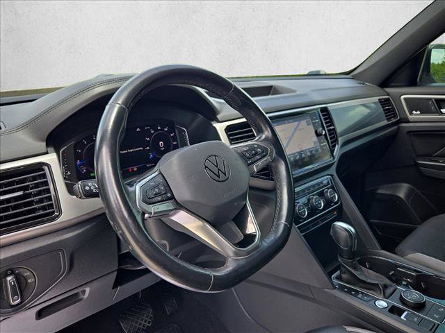 Used 2020 Volkswagen Atlas Cross Sport SEL Premium AWD/4WD image 9