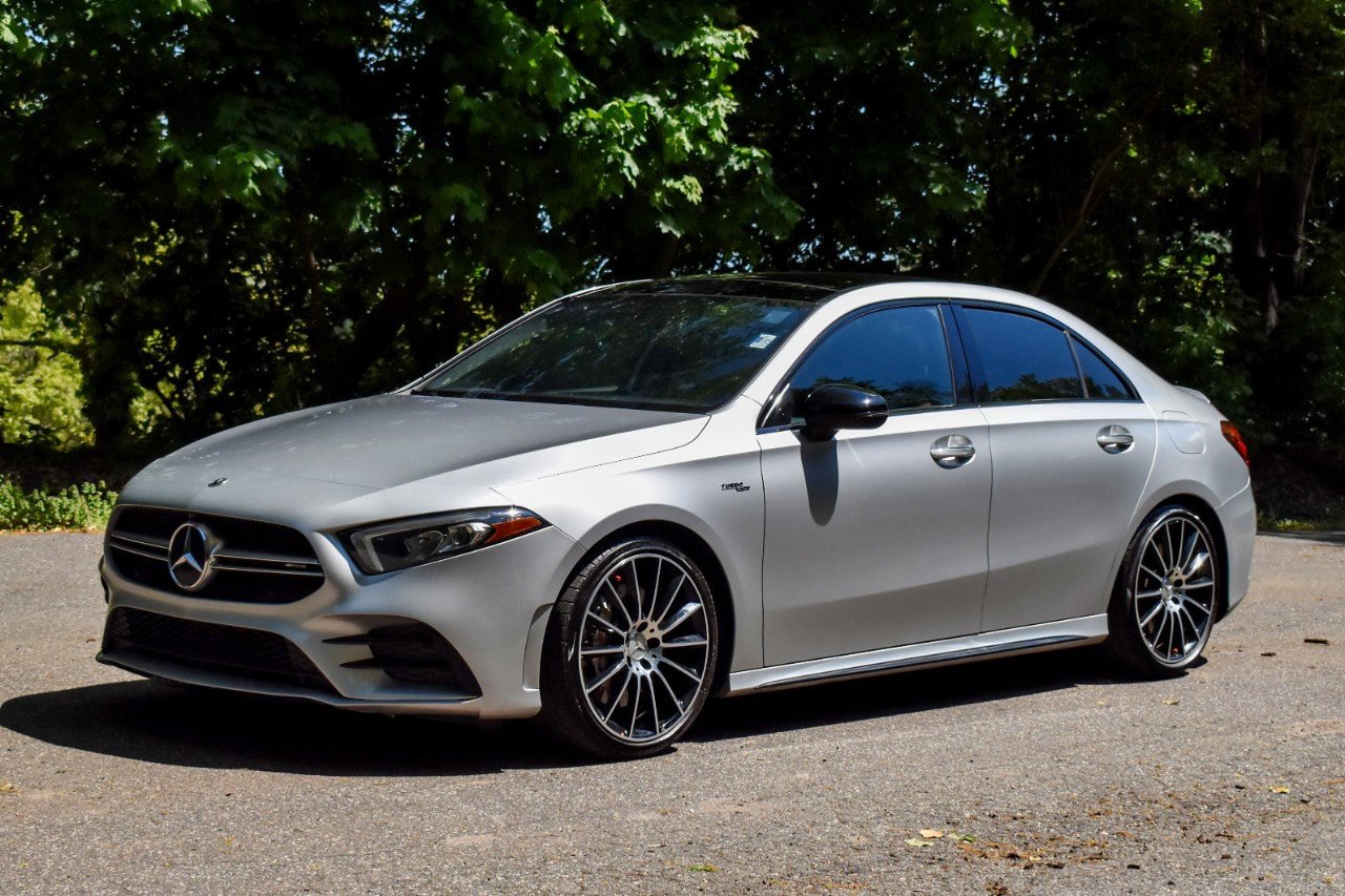 Used 2021 Mercedes-Benz A 35 AMG 4MATIC image 2
