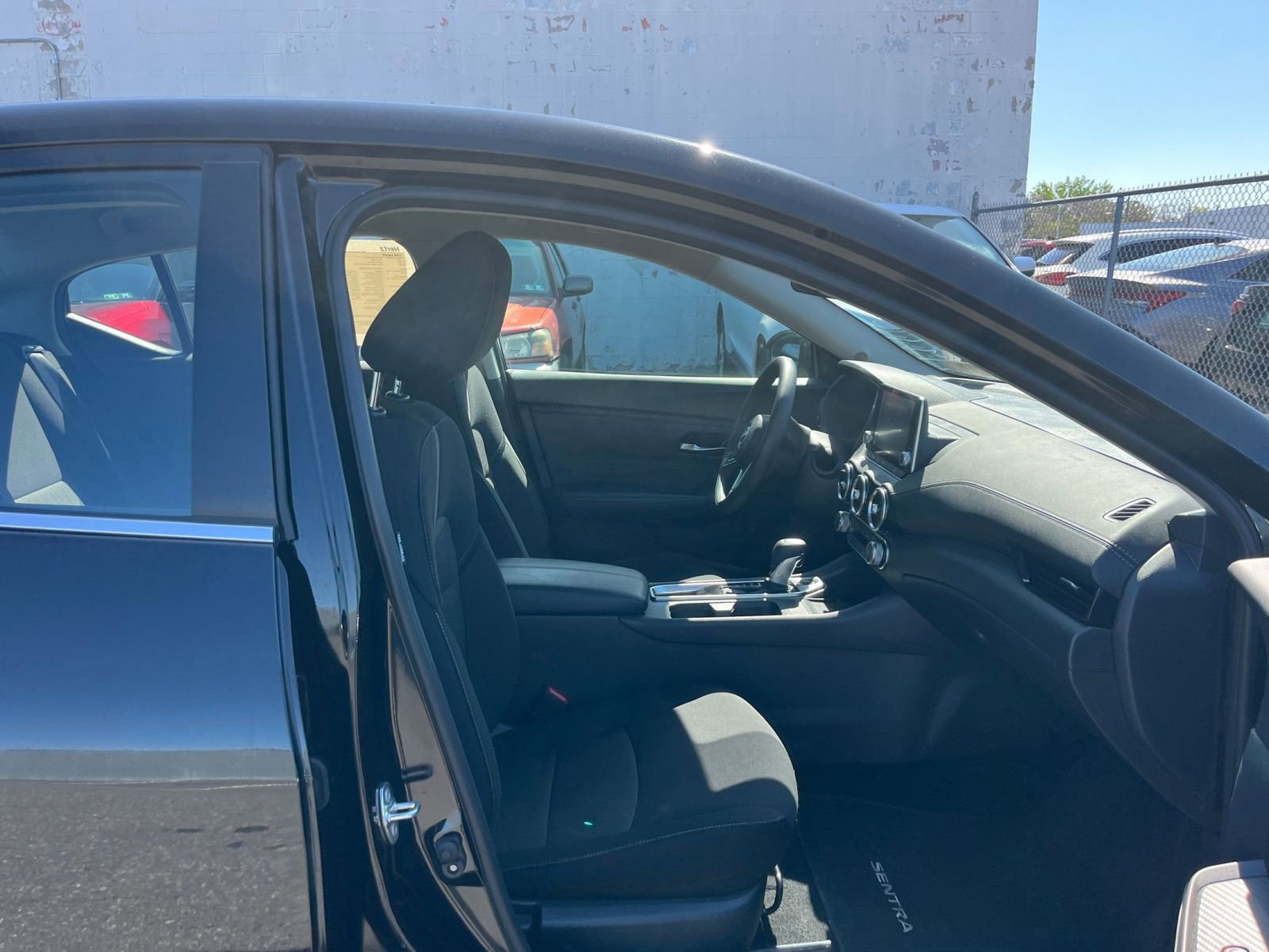 Used 2025 Nissan Sentra SV FWD image 26