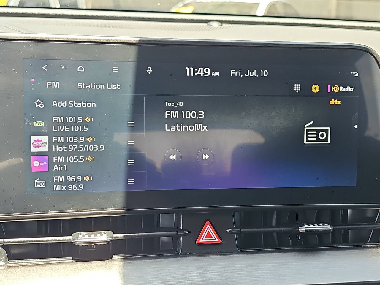 Used 2025 Kia Sportage EX FWD image 21