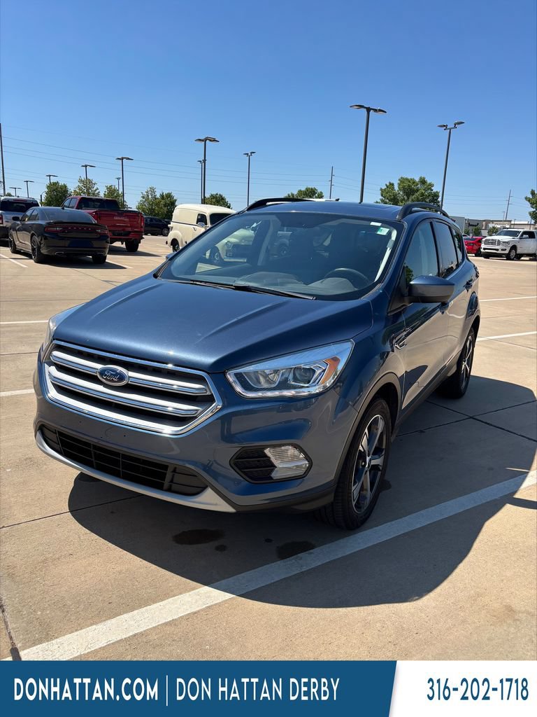 Used 2018 Ford Escape SEL w/ Canadian Touring Package AWD/4WD image 1