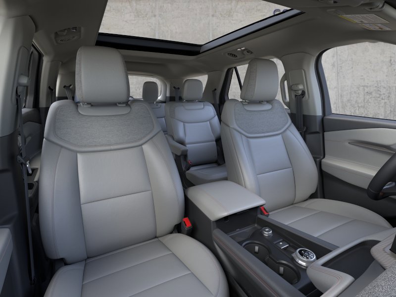 New 2026 Ford Explorer Active w/ Active Comfort Package AWD/4WD image 13