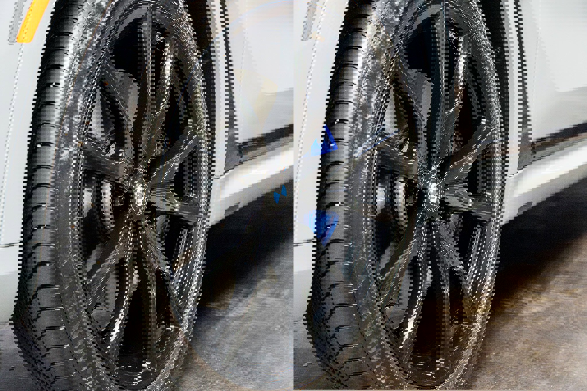 Used 2024 BMW X7 xDrive40i w/ M Sport Package image 12