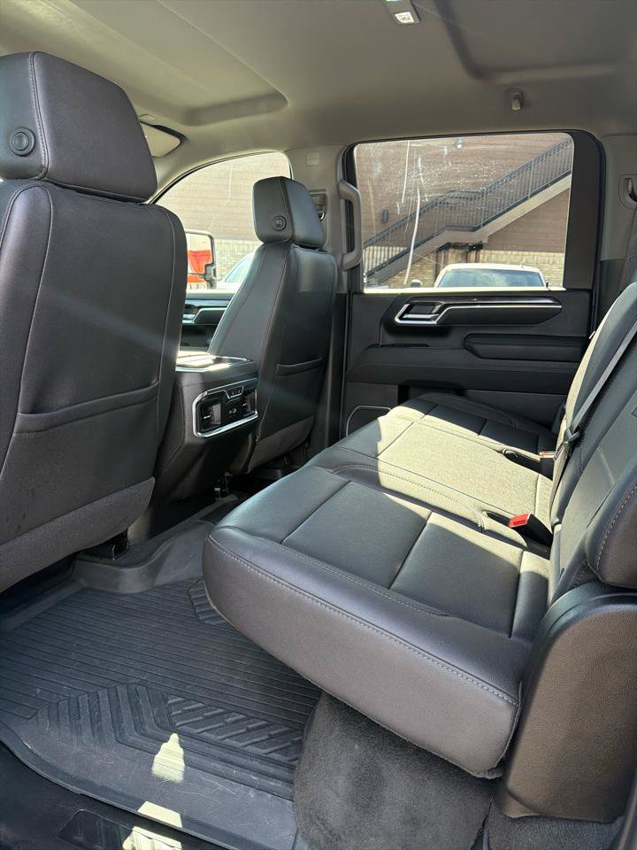 Used 2026 Chevrolet Silverado 3500 LTZ w/ LTZ Plus Package AWD/4WD image 6