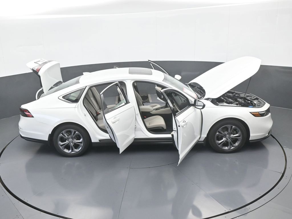 Used 2023 Honda Accord EX image 70