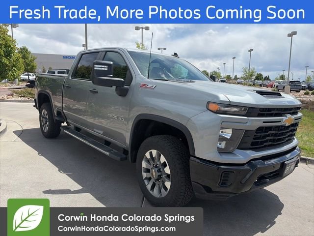 Used 2025 Chevrolet Silverado 2500 Custom w/ Custom Value Package AWD/4WD image 1