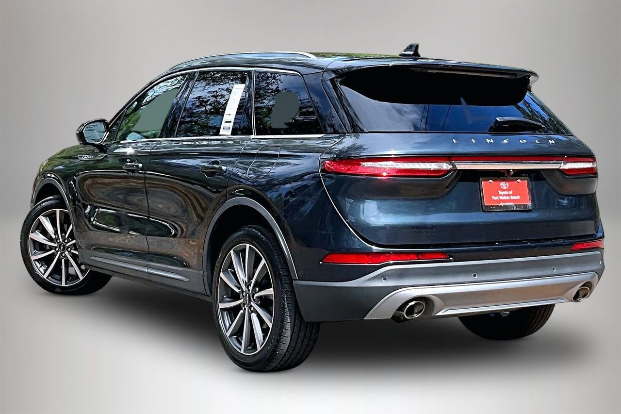 Used 2020 Lincoln Corsair Reserve image 4