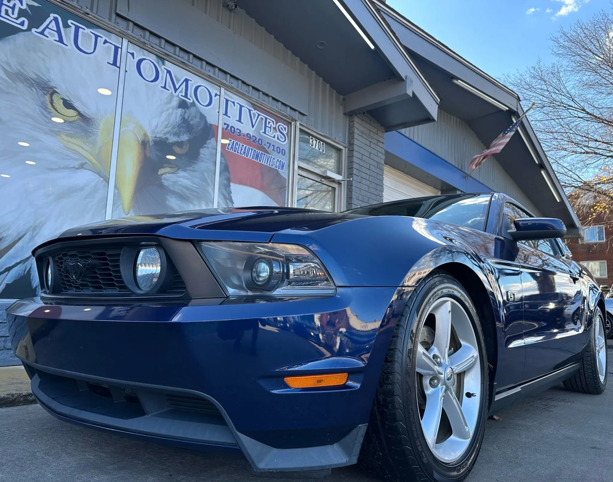 Used 2010 Ford Mustang GT image 7