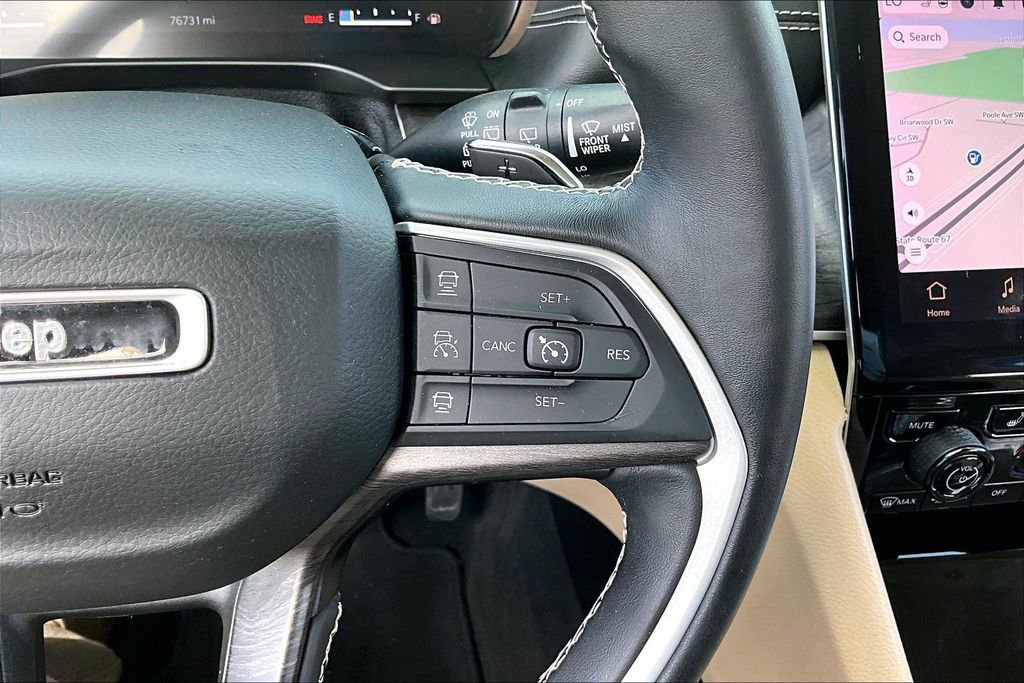 Used 2021 Jeep Grand Cherokee L Limited RWD image 12