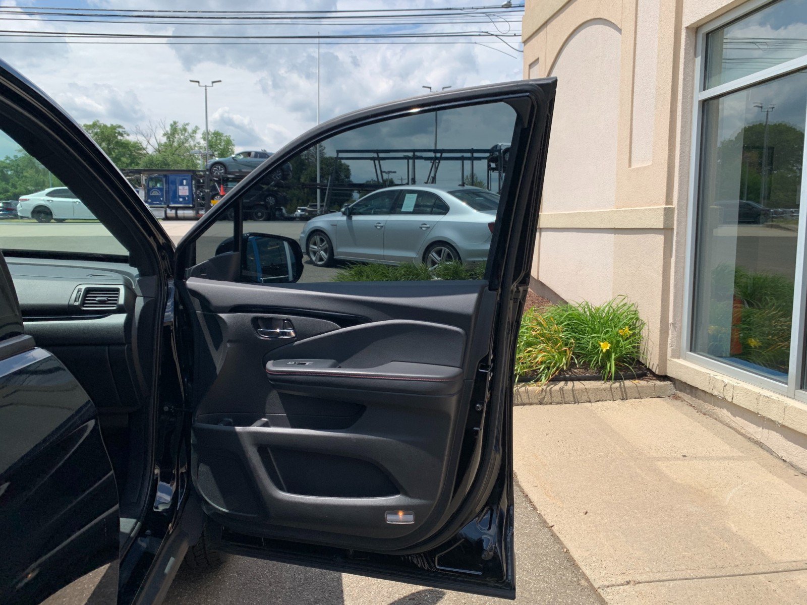 Used 2022 Honda Ridgeline Black Edition image 39