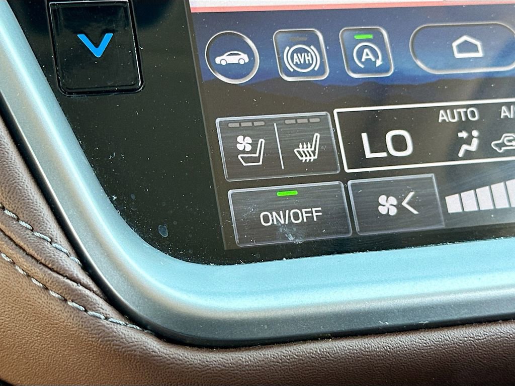 Used 2022 Subaru Outback Touring image 21