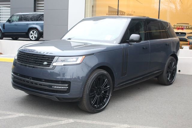 New 2026 Land Rover Range Rover Long Wheelbase SE image 1