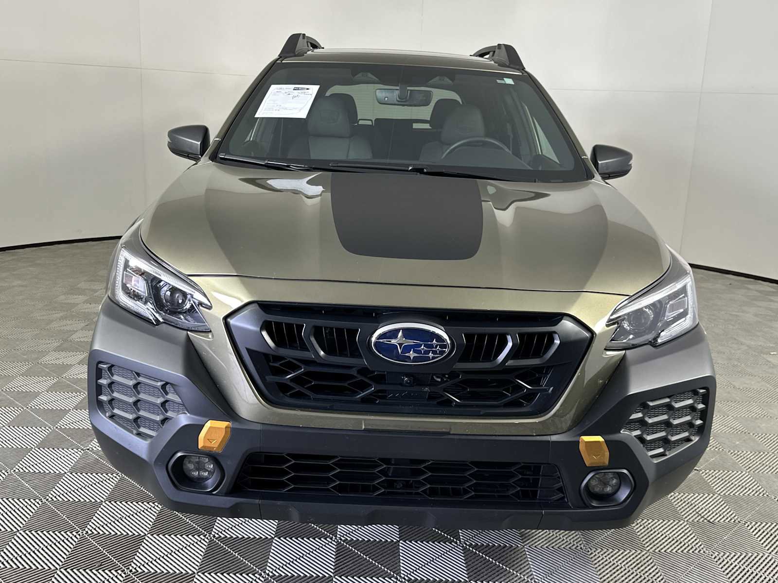 Used 2025 Subaru Outback Wilderness AWD/4WD image 3