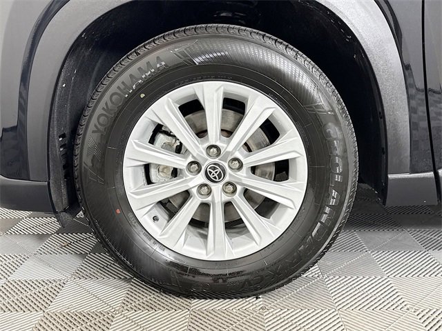 Used 2024 Toyota Grand Highlander XLE image 4