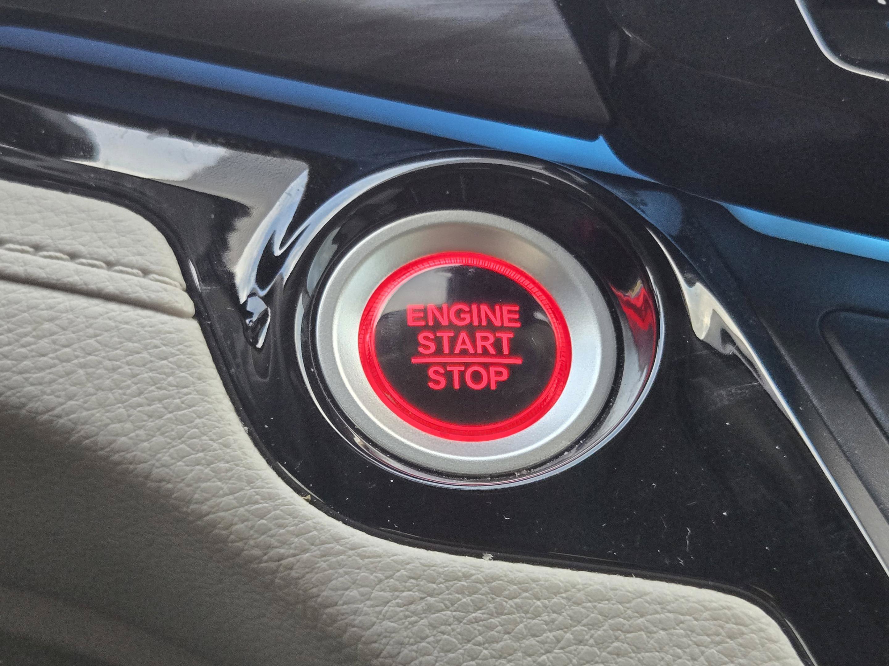 Certified 2025 Honda Odyssey Elite image 32