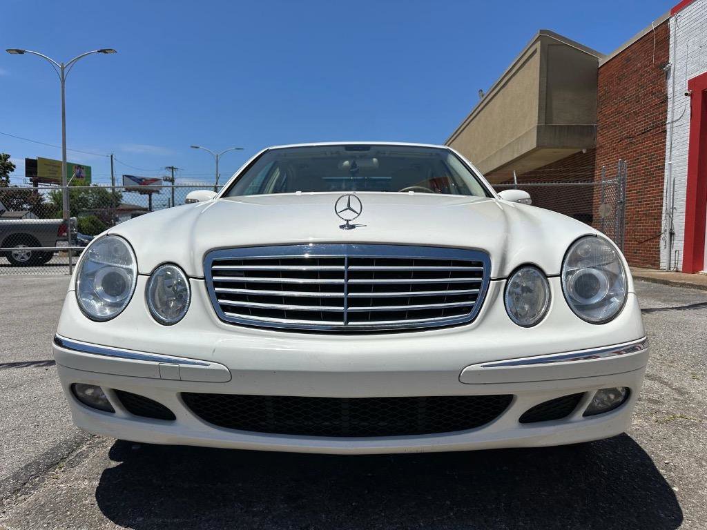 Used 2006 Mercedes-Benz E 350 Sedan image 2