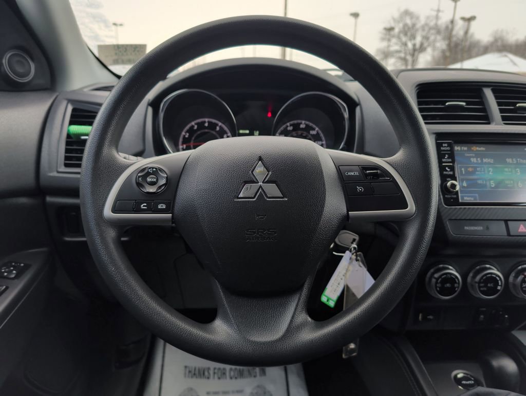 Used 2023 Mitsubishi Outlander Sport 2.0 ES image 11