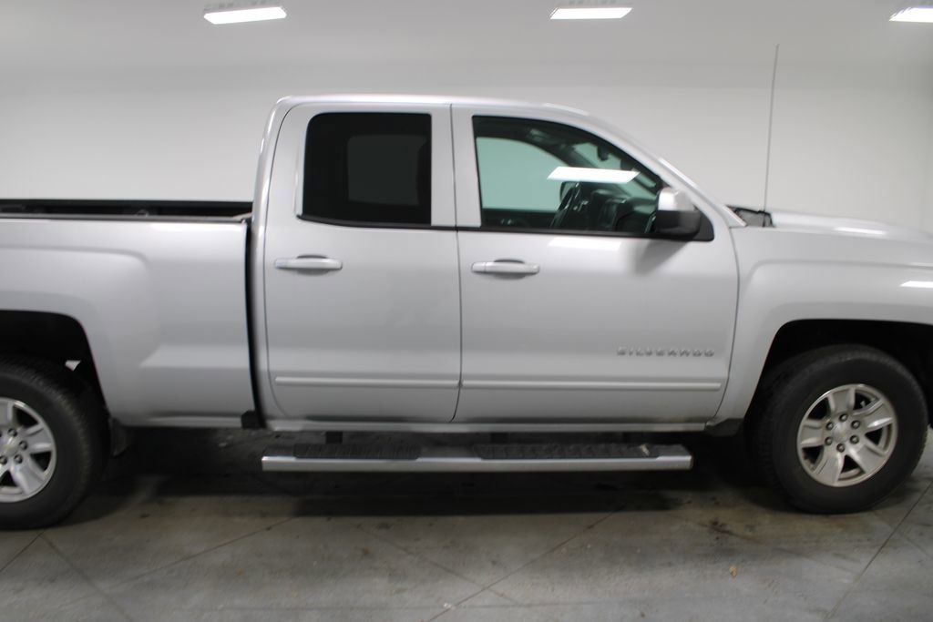 Used 2017 Chevrolet Silverado 1500 LT w/ All Star Edition image 11