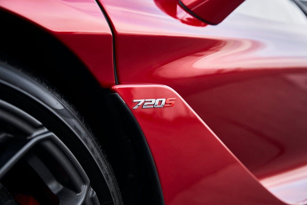 Used 2021 McLaren 720S Performance image 14
