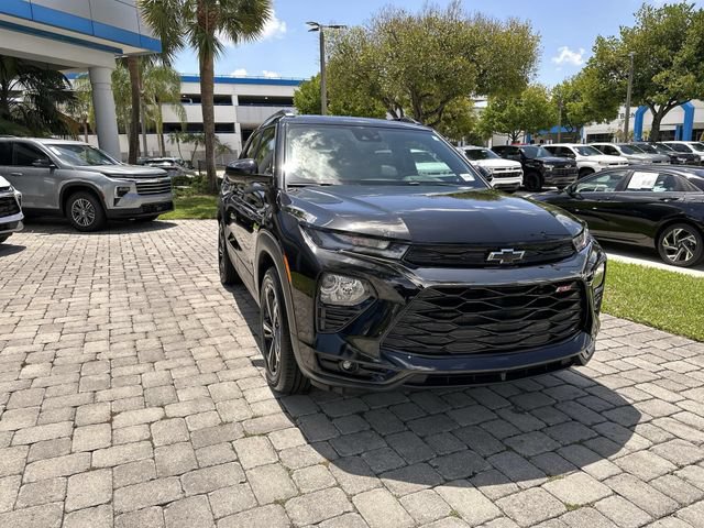 Used 2022 Chevrolet TrailBlazer RS w/ Sun and Liftgate Package FWD image 17