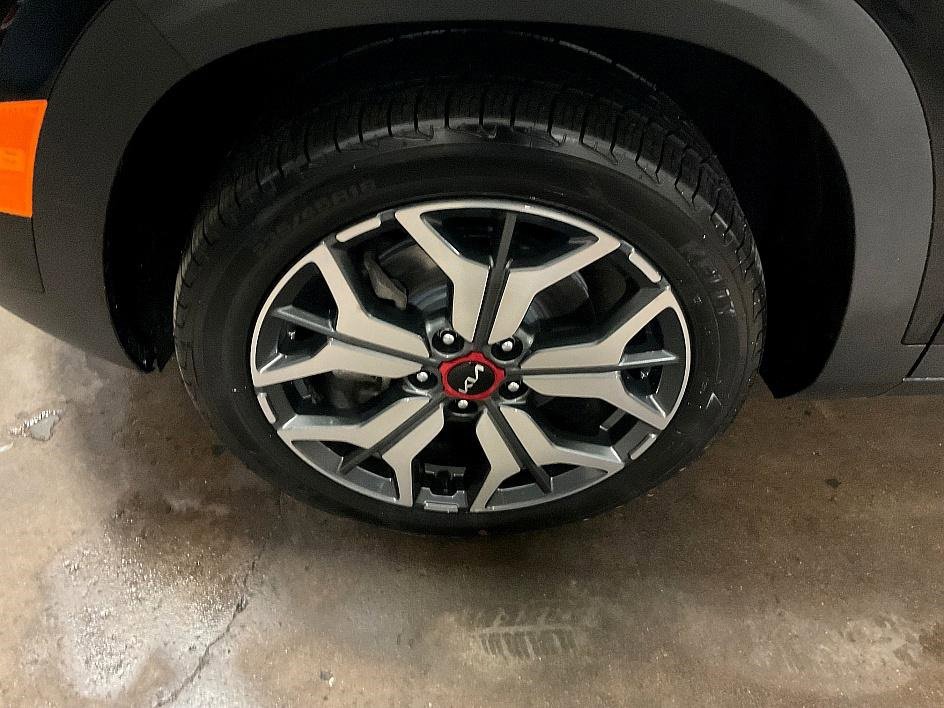 Used 2023 Kia Seltos SX w/ SX Sunroof Package image 13