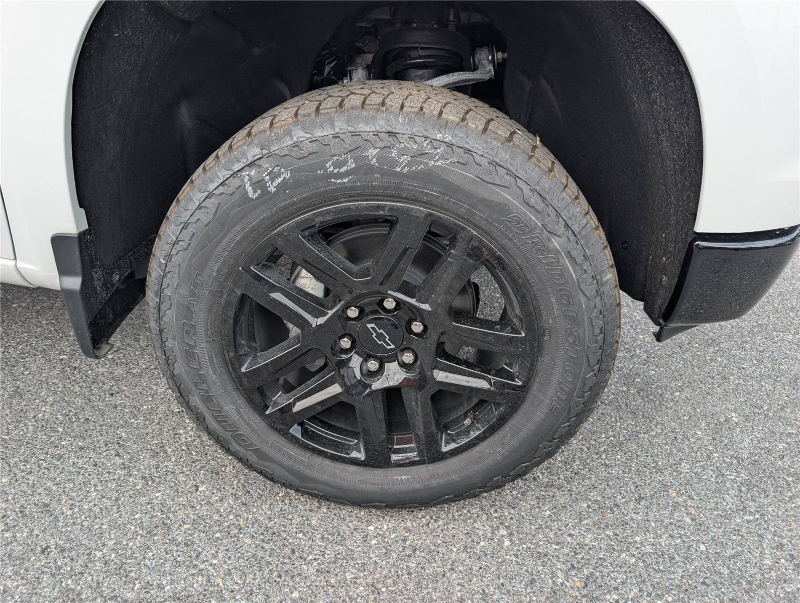 New 2026 Chevrolet Silverado 1500 Custom Trail Boss w/ Turbomax Blackout Package AWD/4WD image 7