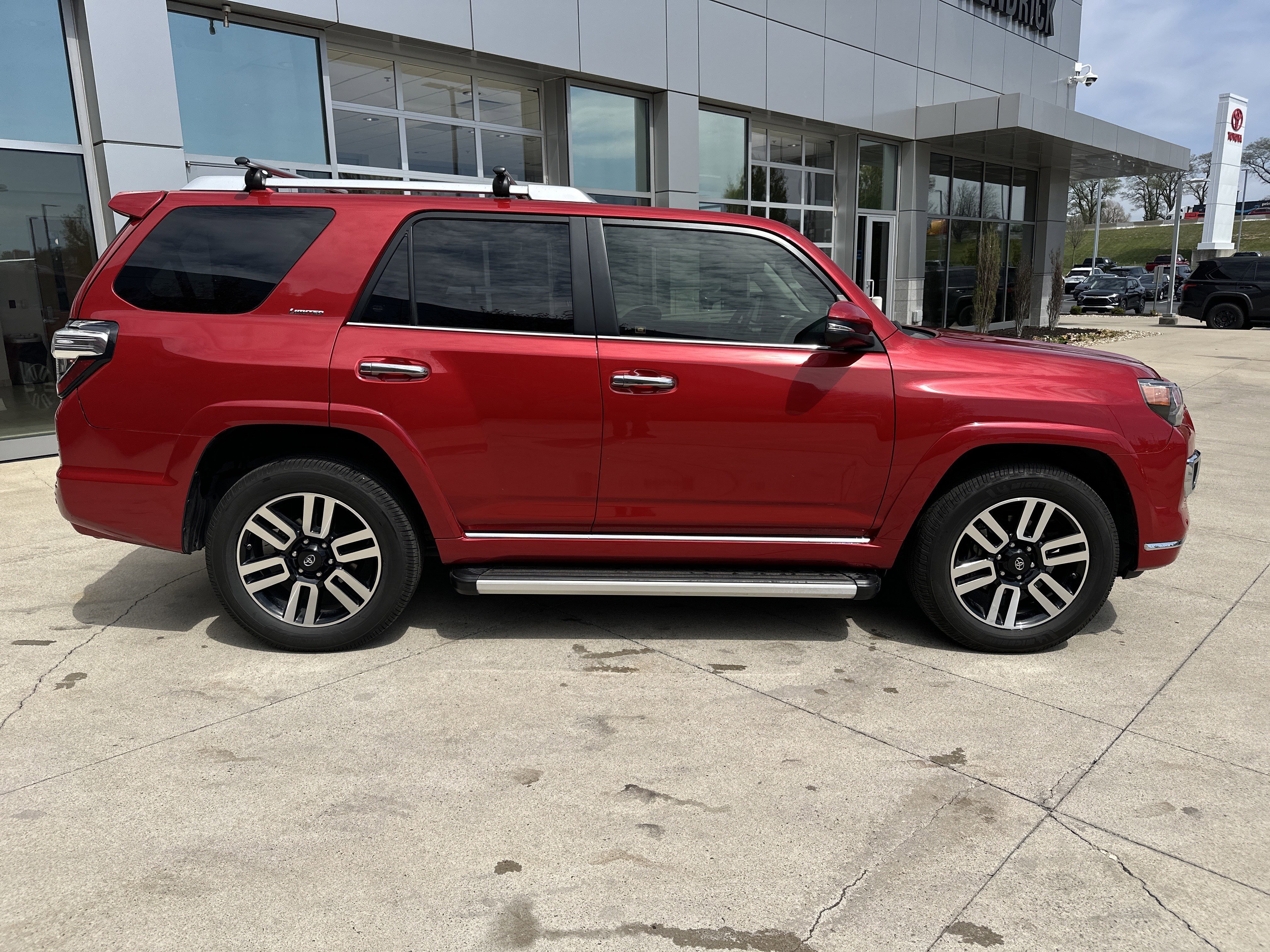 Used 2019 Toyota 4Runner Limited image 10