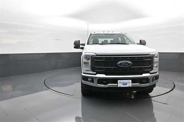 New 2026 Ford F250 XL w/ XL Off-Road Package image 2