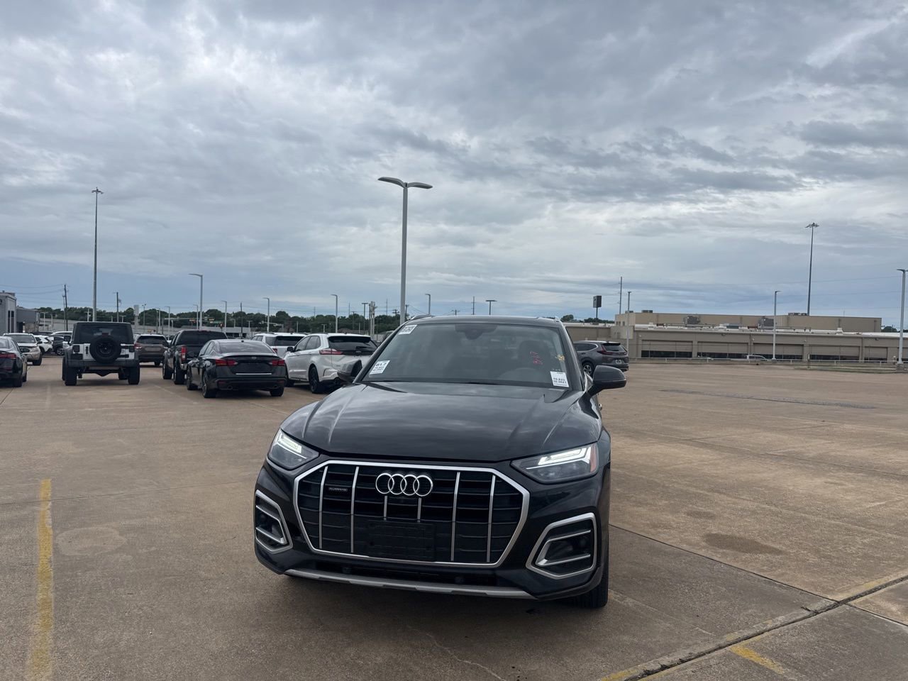 Used 2021 Audi Q5 2.0T Premium Plus w/ Premium Plus Package AWD/4WD image 5