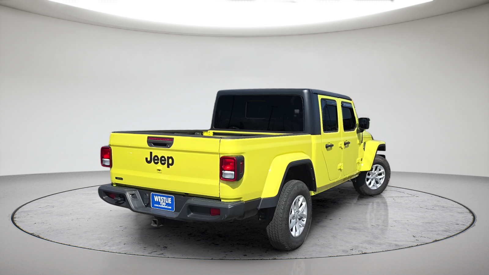 Used 2023 Jeep Gladiator Sport AWD/4WD image 7