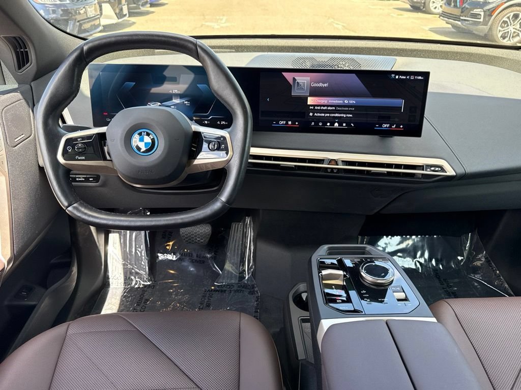 Certified 2024 BMW iX xDrive50 w/ Sport Package AWD/4WD image 32