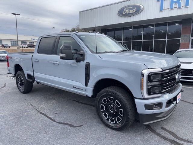 New 2026 Ford F350 Platinum w/ FX4 Off-Road Package image 33