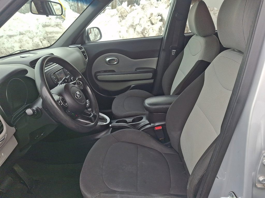 Used 2015 Kia Soul image 23