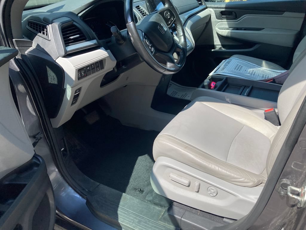 Used 2018 Honda Odyssey EX-L image 12