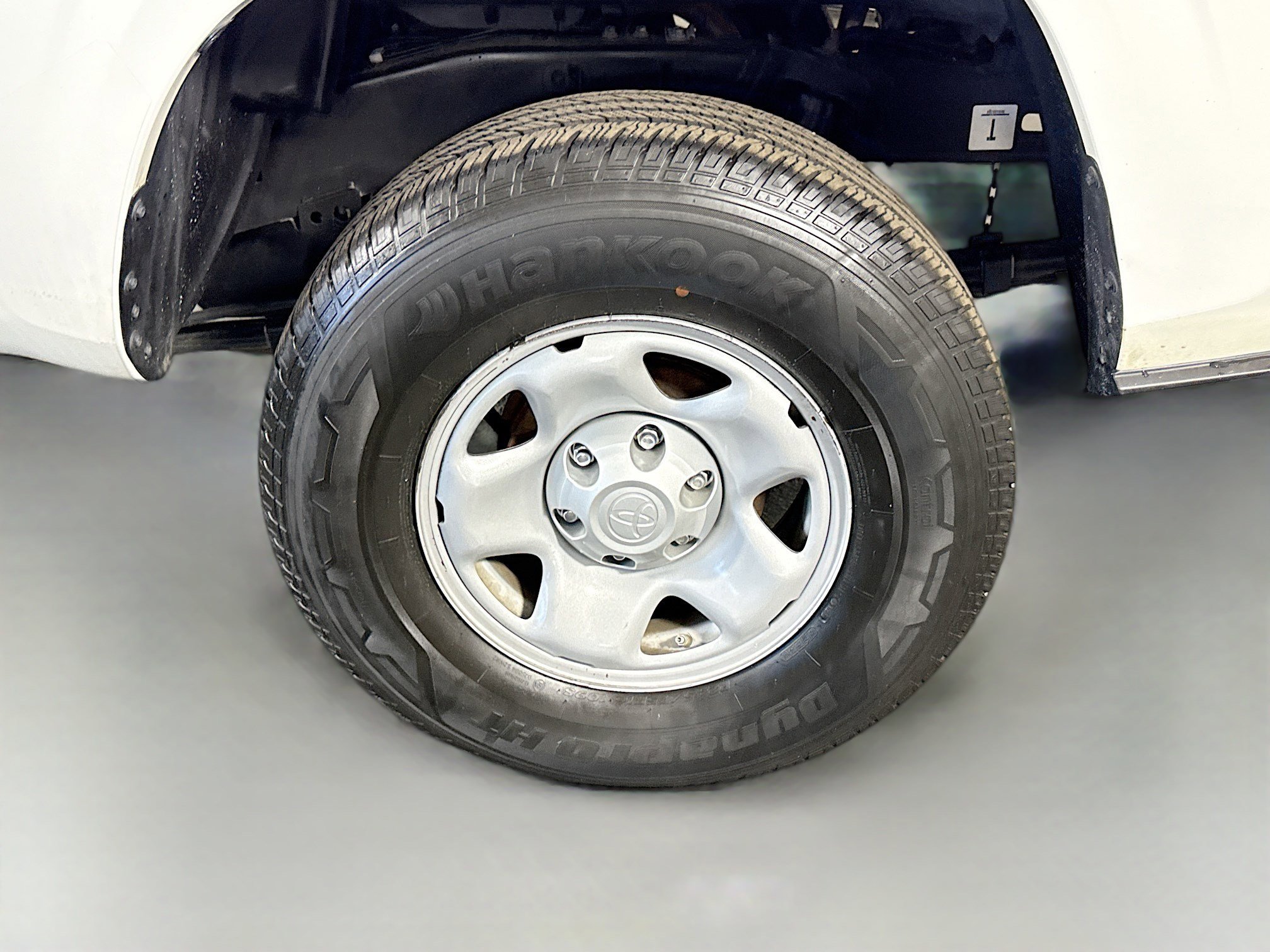 Used 2020 Toyota Tacoma SR RWD image 36