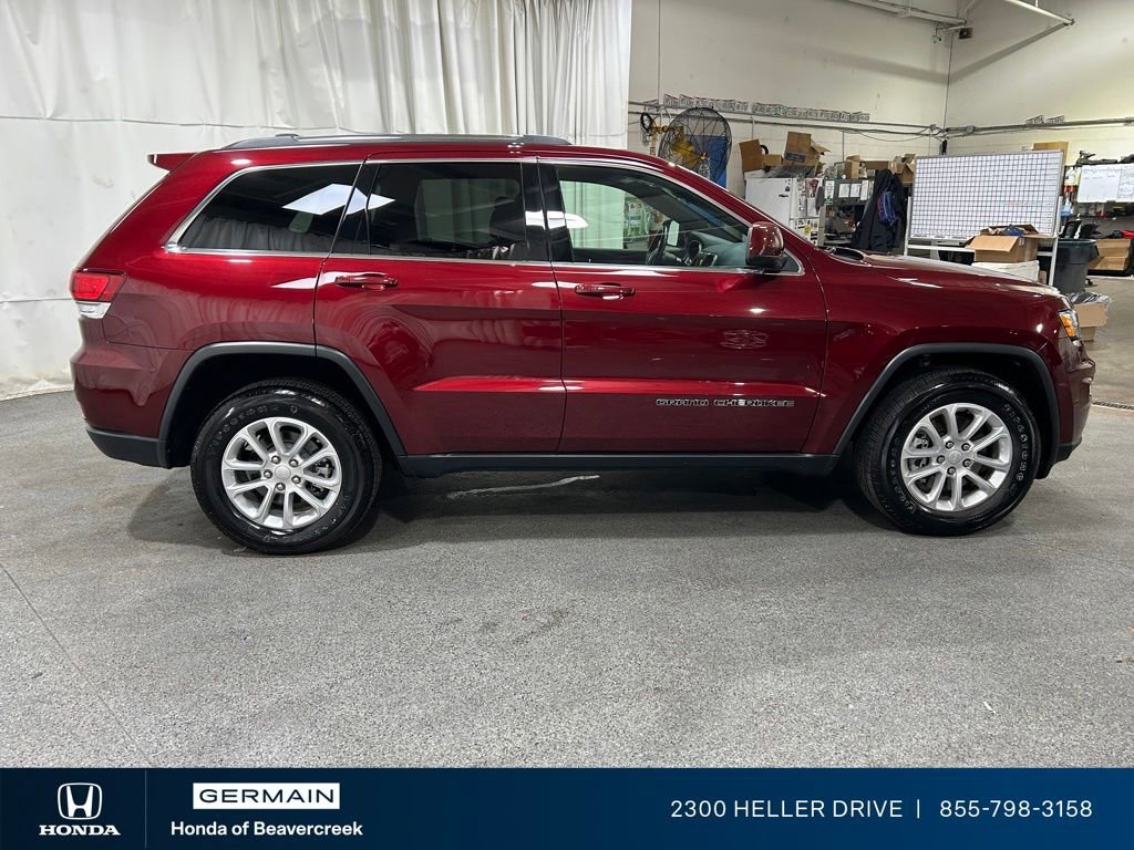 Used 2021 Jeep Grand Cherokee Laredo w/ Security & Convenience Group AWD/4WD image 9