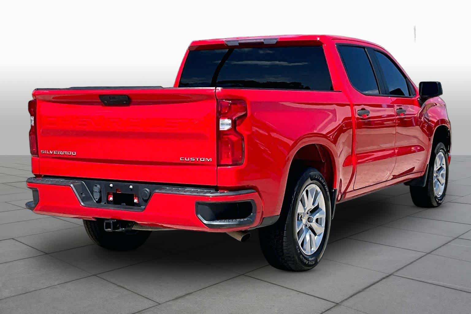 Used 2020 Chevrolet Silverado 1500 Custom w/ Custom Value Package RWD image 13
