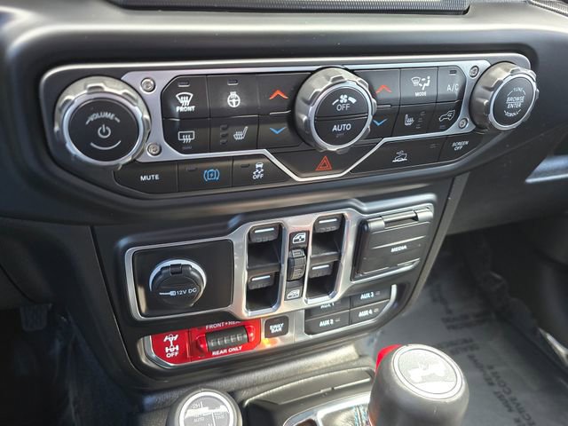 Used 2023 Jeep Wrangler Unlimited Rubicon 4xe w/ Cold Weather Group AWD/4WD image 29
