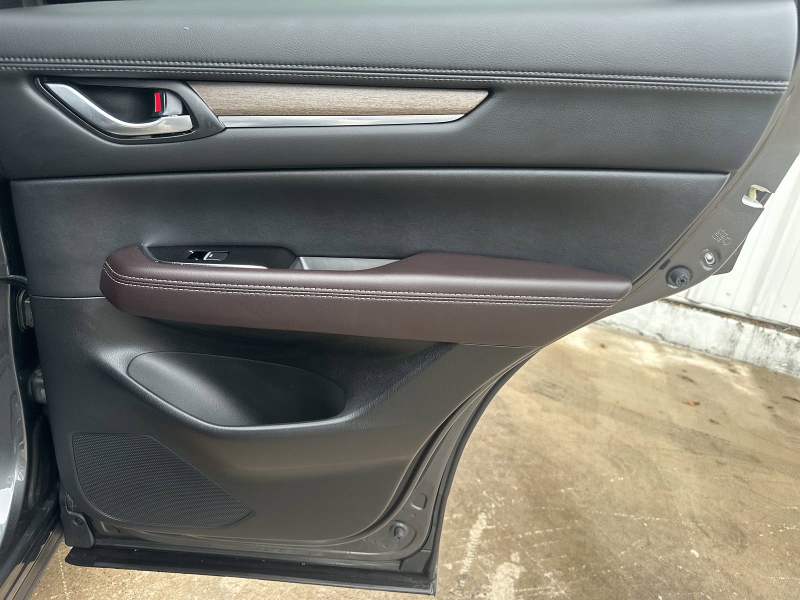 Used 2024 MAZDA CX-5 Signature image 15