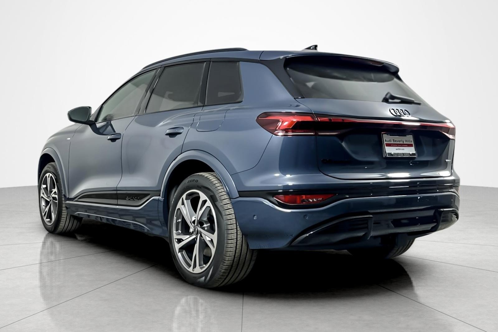 New 2027 Audi Q6 e-tron Premium Plus AWD/4WD image 4