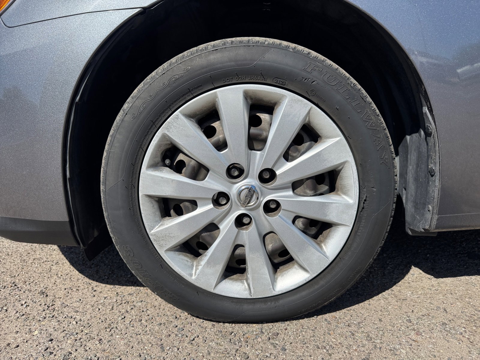 Used 2017 Nissan Sentra SV w/ Driver's Assist Package FWD image 26