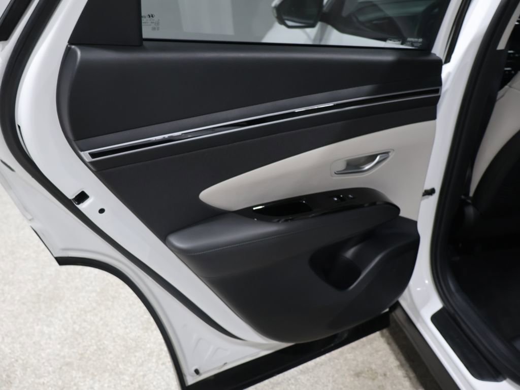 Used 2024 Hyundai Tucson Limited image 19