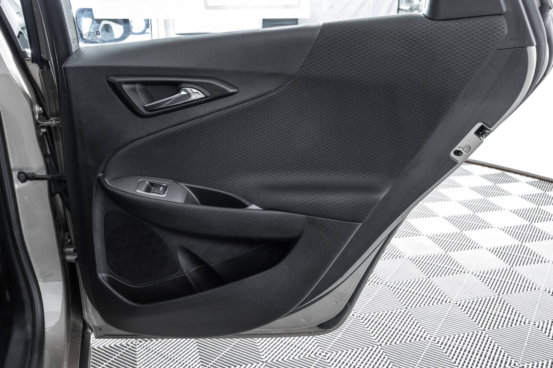 Used 2025 Chevrolet Malibu LT FWD image 39