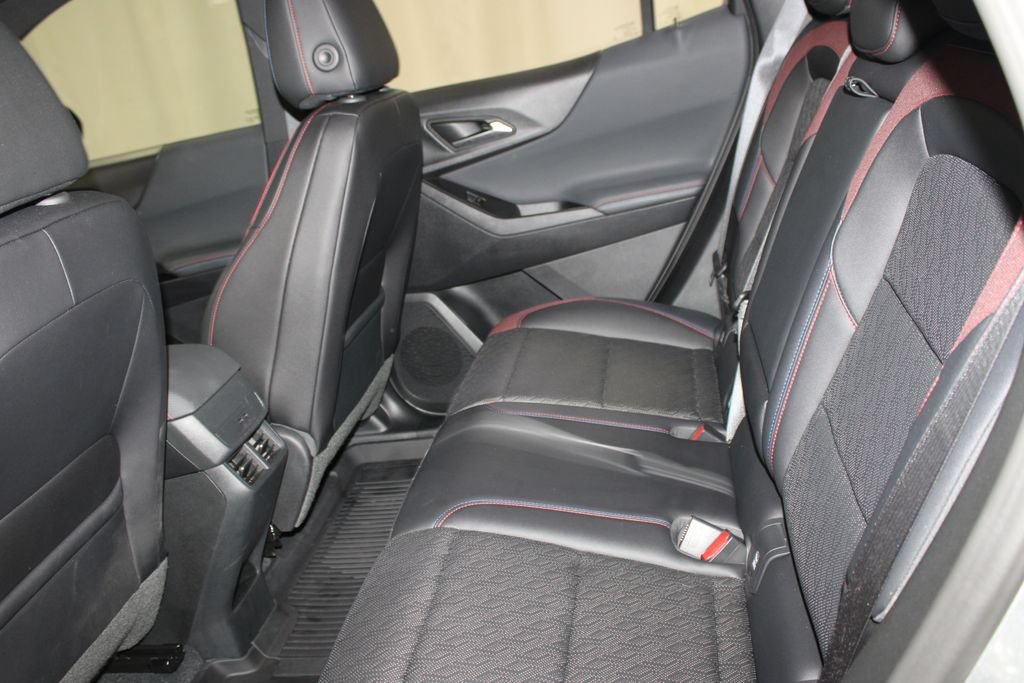 Used 2026 Chevrolet Equinox RS FWD image 17