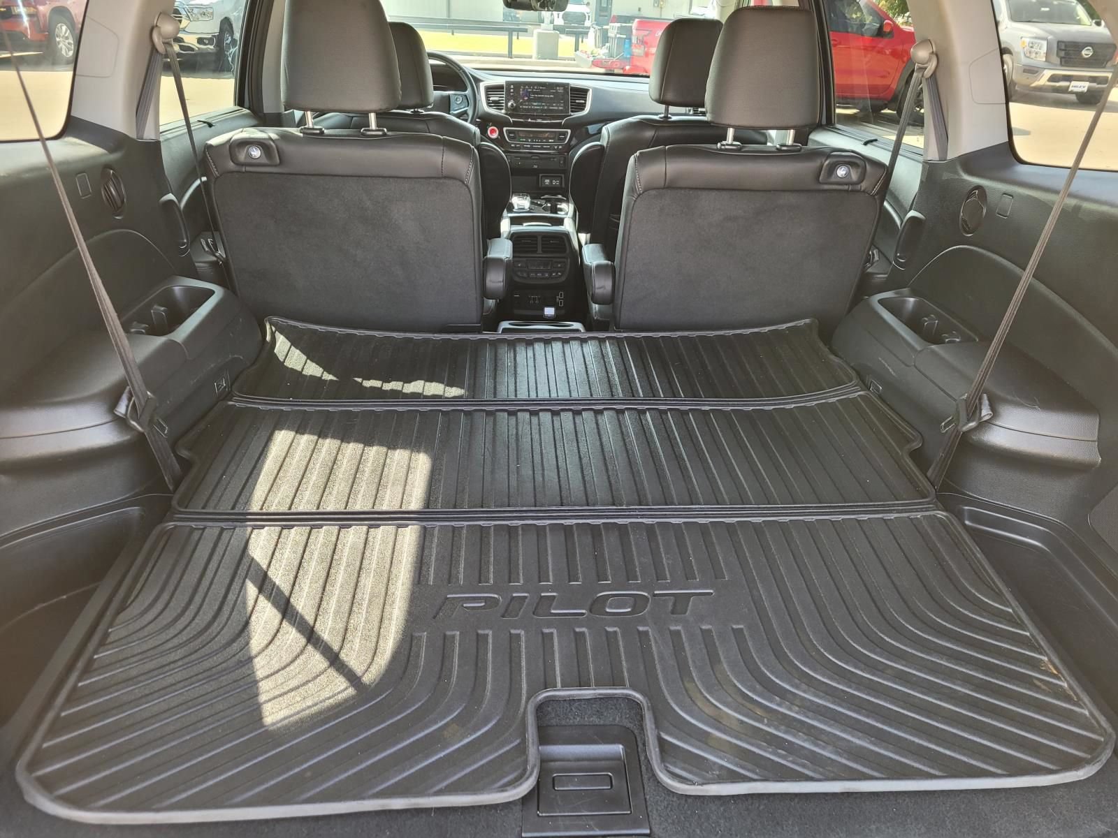 Used 2022 Honda Pilot Touring image 13