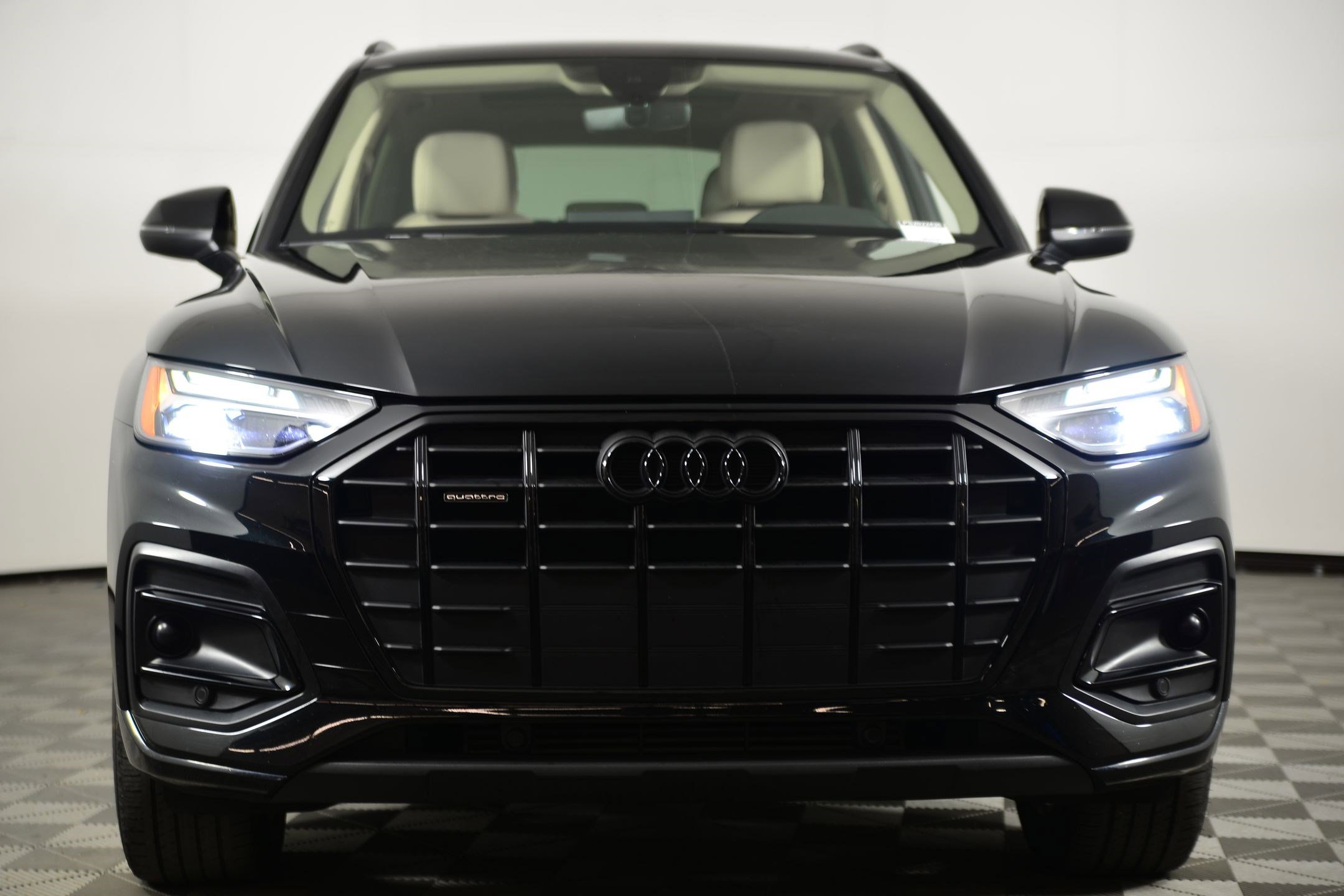 Certified 2025 Audi Q5 2.0T Premium image 5