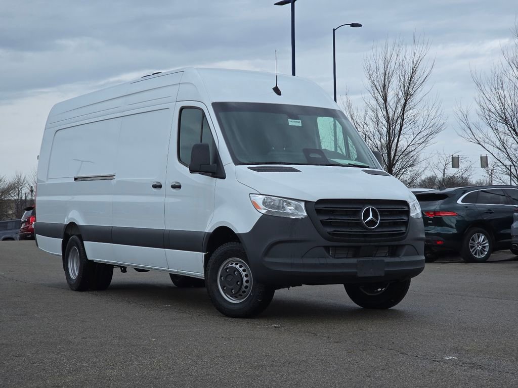 New 2025 Mercedes-Benz Sprinter 3500 image 1