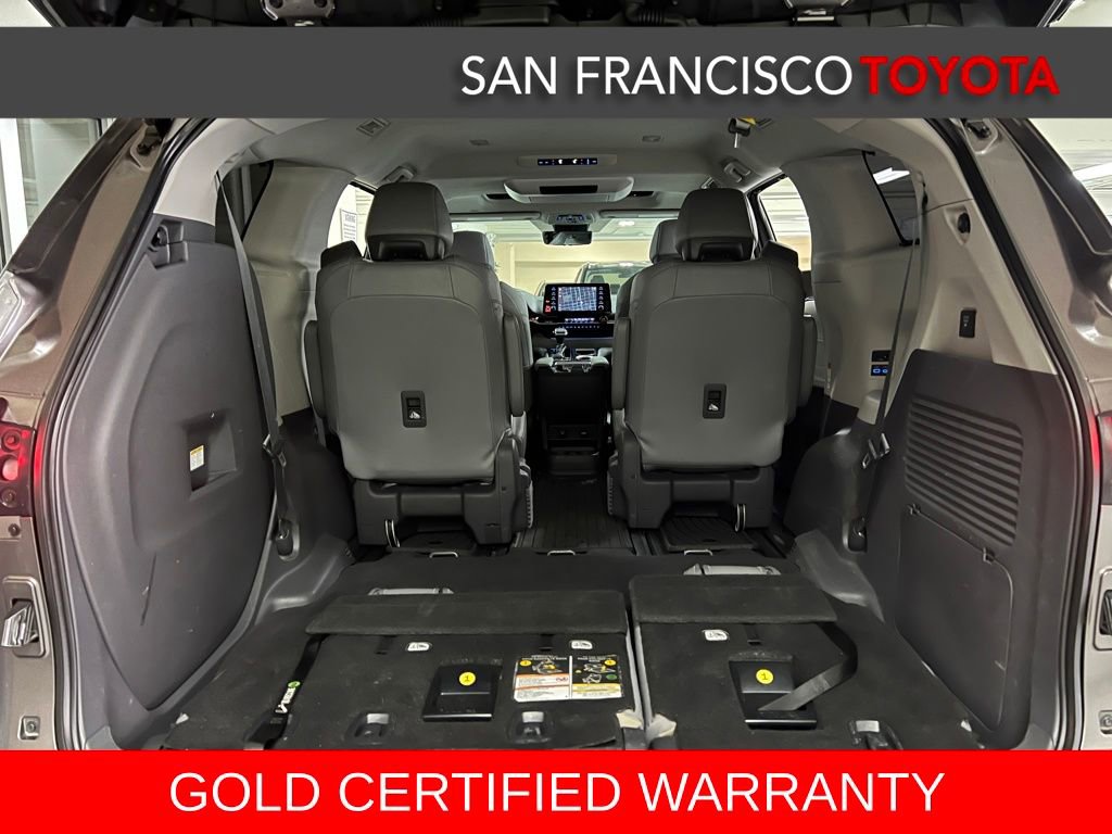 Certified 2021 Toyota Sienna Limited image 46