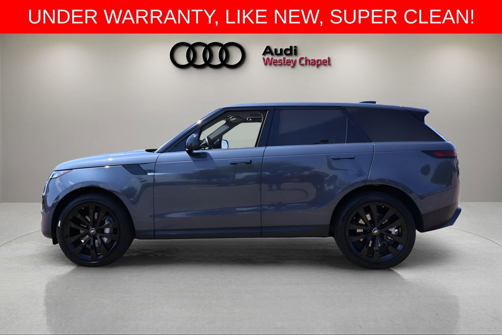 Used 2025 Land Rover Range Rover Sport SE image 2