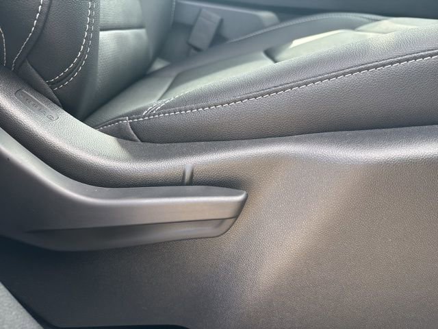 New 2026 Chevrolet Traverse LT w/ Driver Confidence Package image 21